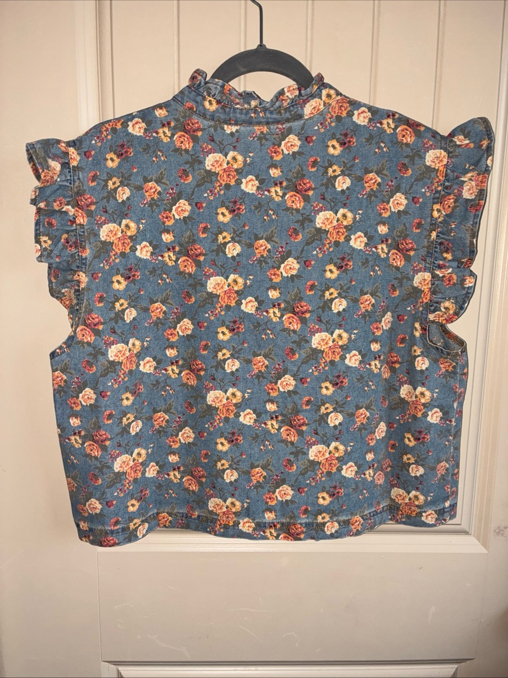 BiBi Blue Floral Ruffle Tie-Front Vest - Picture 4 of 7